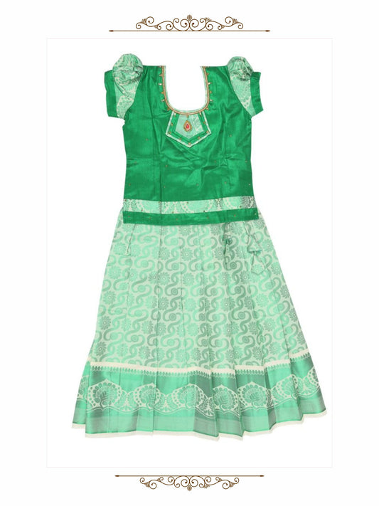 Pattu Pavadai 3